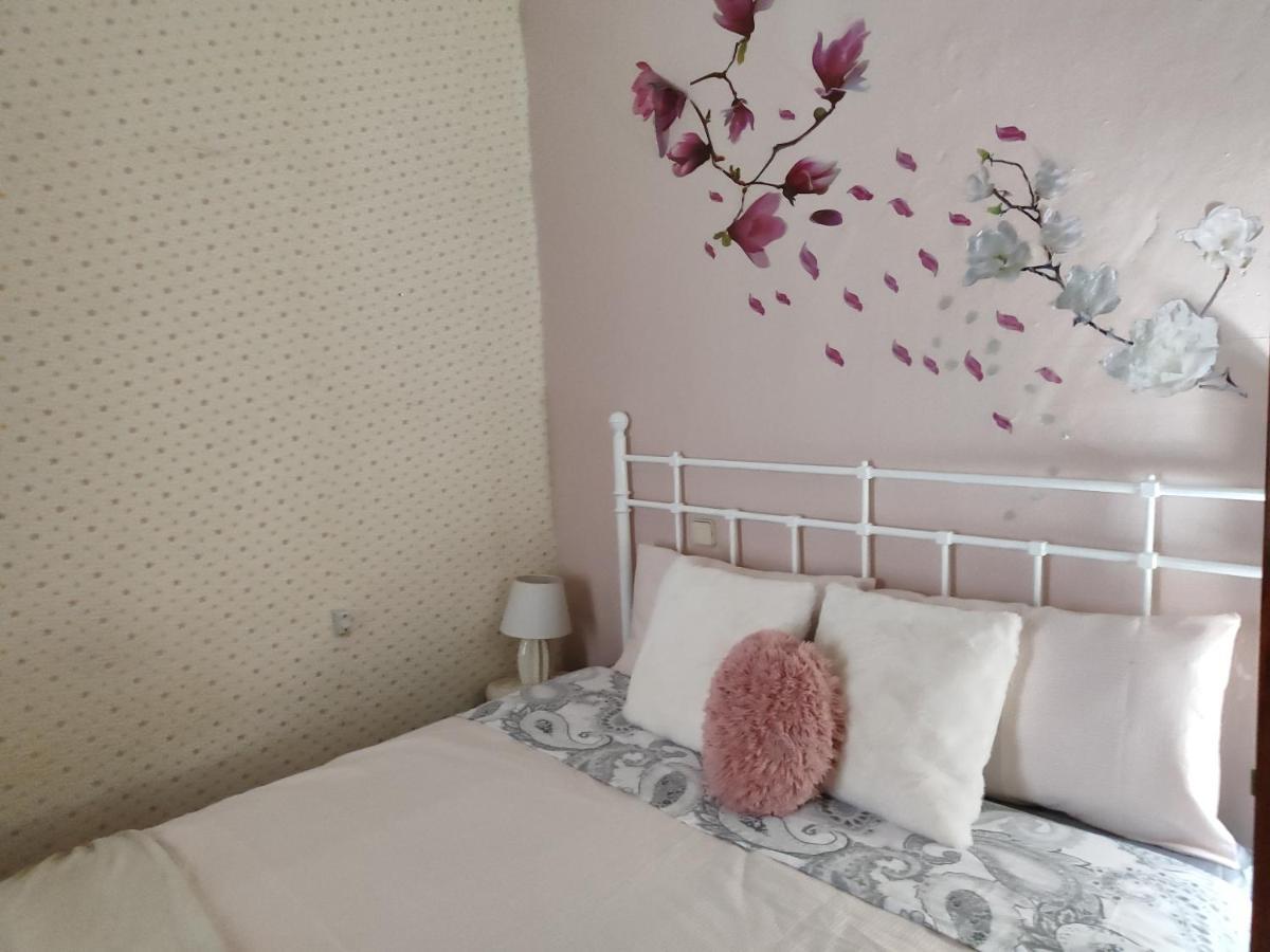 Habitacion Maravillosa En Apartamento Compartido Madrid Centro ภายนอก รูปภาพ